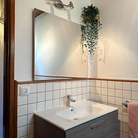 Cozy Canarian With Large Garden Teguise